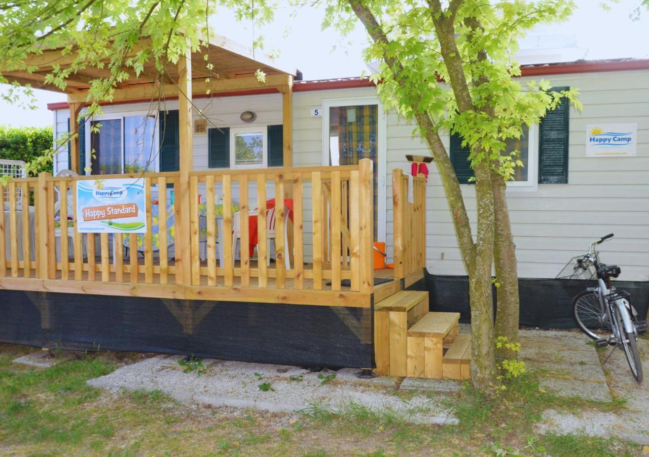 Happy Camp Mobile Homes In Camping Villaggio Internazionale San Menaio Extérieur photo