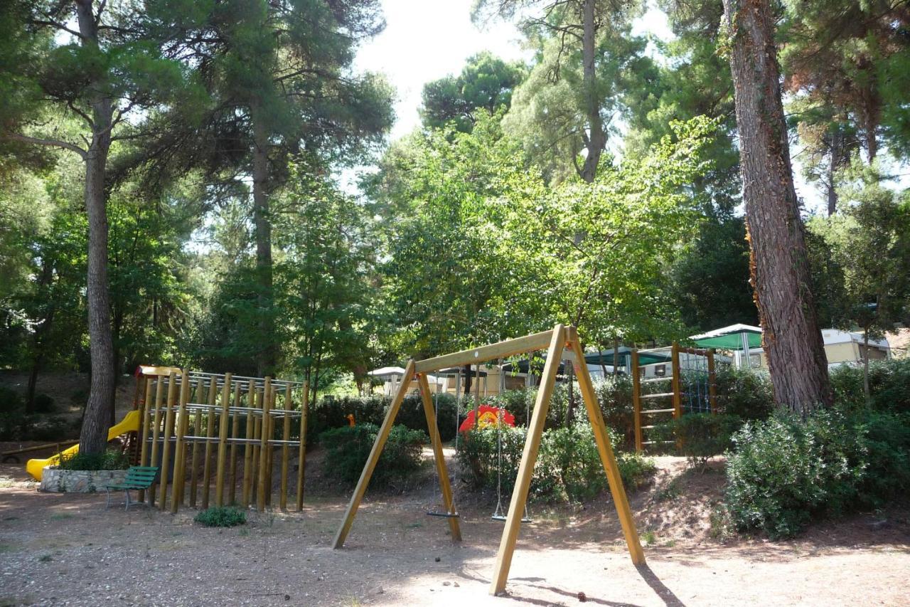 Happy Camp Mobile Homes In Camping Villaggio Internazionale San Menaio Extérieur photo